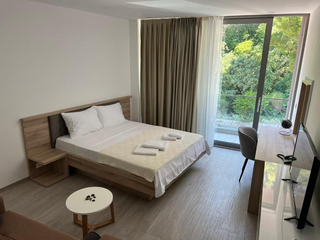 Wave Montenegro interior and views 1